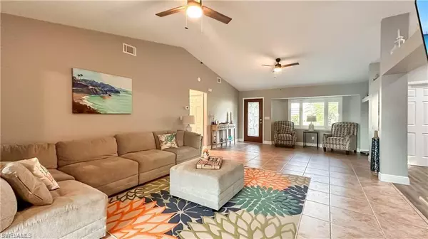 Cape Coral, FL 33991,1324 SW 1st AVE