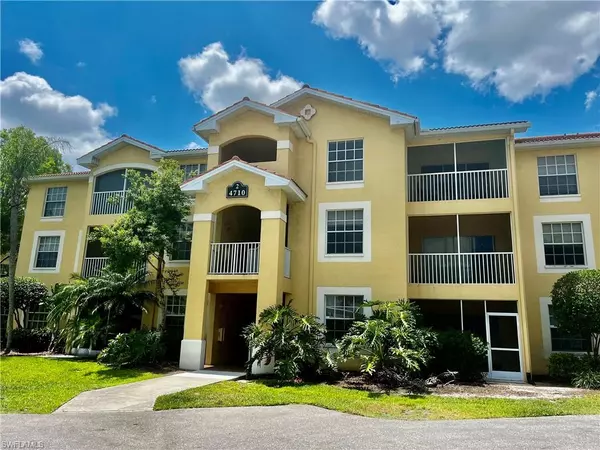 4710 Saint Croix LN #227, Naples, FL 34109