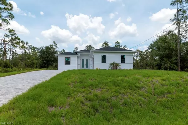 719 Almelia ST E, Lehigh Acres, FL 33974