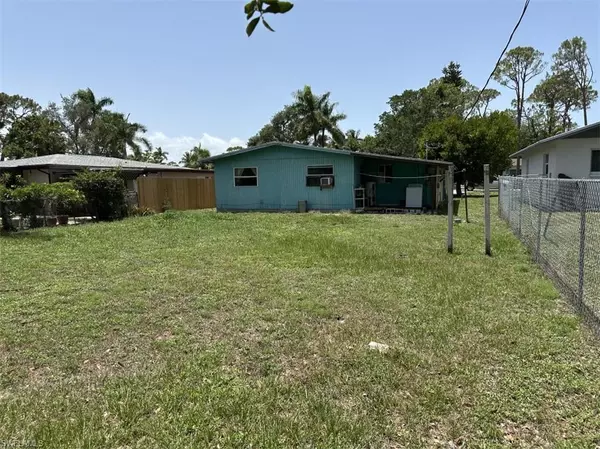 Naples, FL 34103,1115 Sperling AVE