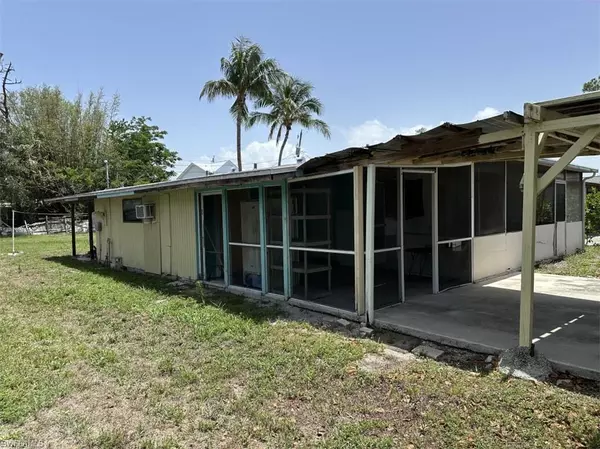 Naples, FL 34103,1115 Sperling AVE