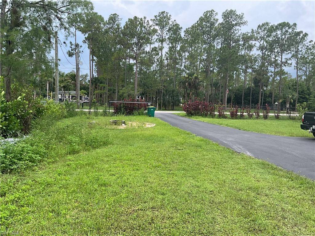 Naples, FL 34120,4143 2nd AVE NE