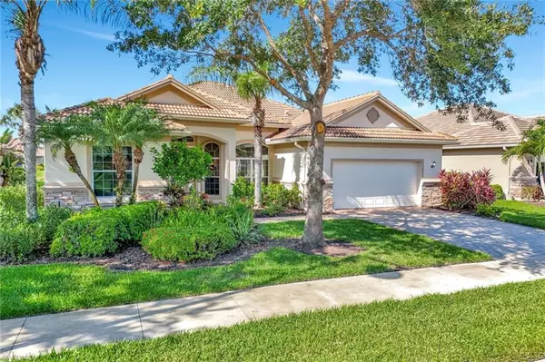 9693 Cobalt Cove CIR, Naples, FL 34120