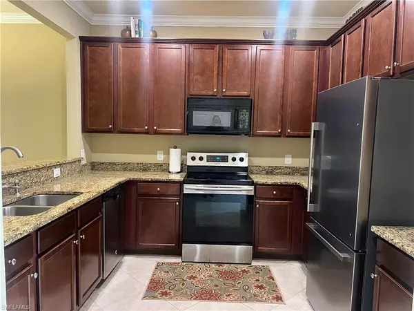 Fort Myers, FL 33966,10300 Via Colomba CIR