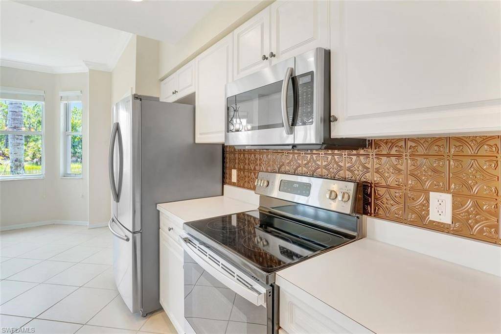 Estero, FL 33928,20010 Barletta LN #612