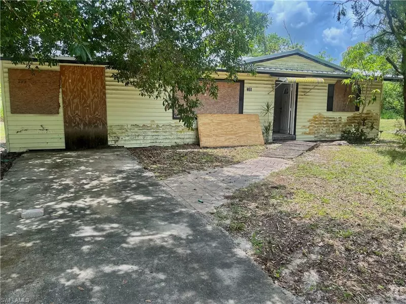 Labelle, FL 33935
