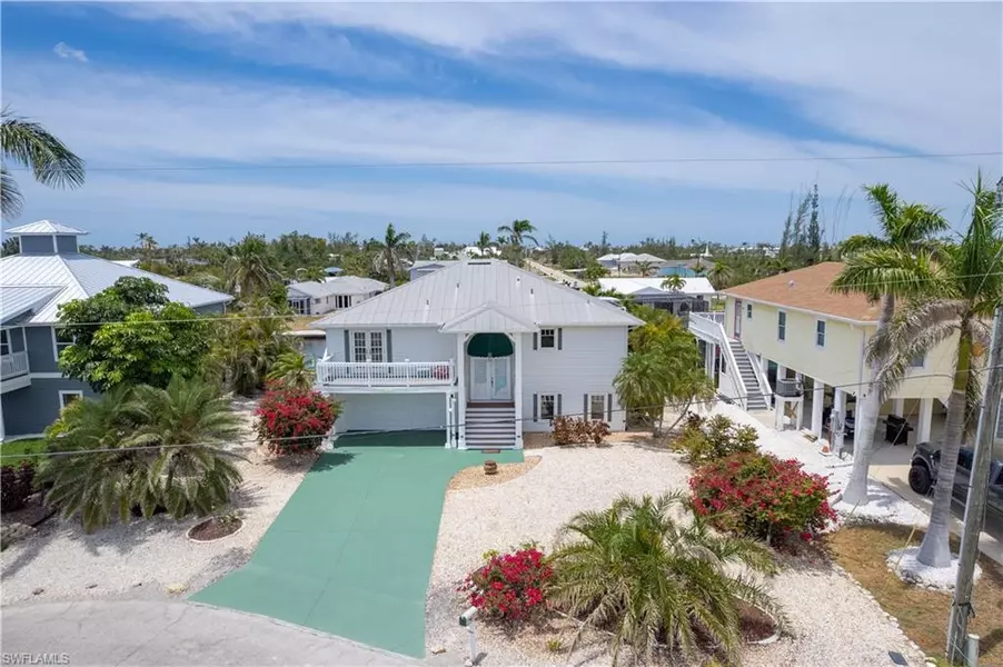 2673 Sanderling CT, St. James City, FL 33956