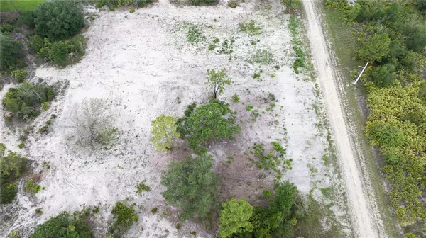 Lehigh Acres, FL 33972,1512 Poinsettia AVE