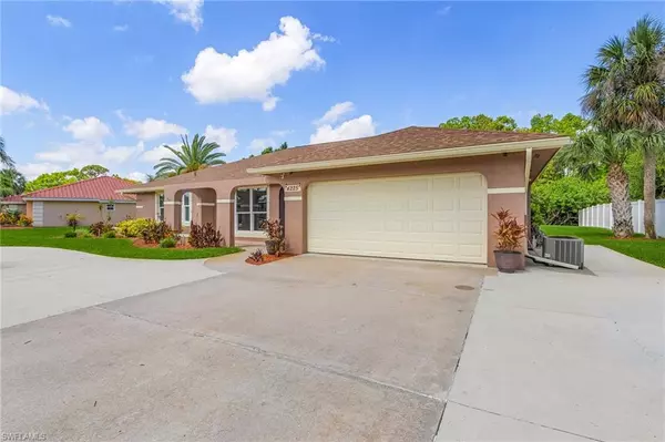 North Fort Myers, FL 33903,4225 Glasgow CT
