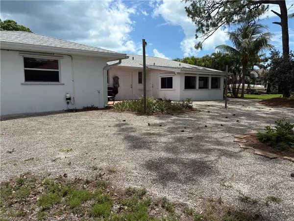 Bonita Springs, FL 34134,165 4th ST