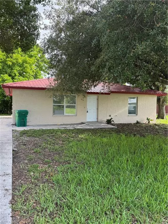 Clewiston, FL 33440,910 Harlem Academy AVE