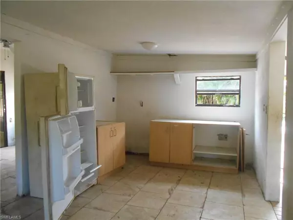 Punta Gorda, FL 33982,5411 BEECHWOOD ST