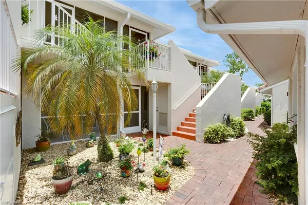 Naples, FL 34112,2396 Hidden Lake DR #3