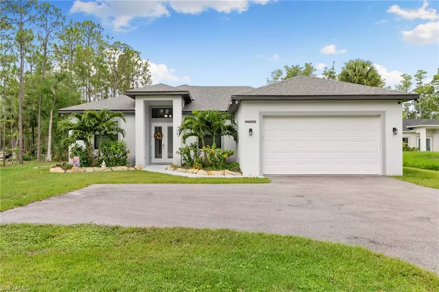 2580 54th AVE NE, Naples, FL 34120