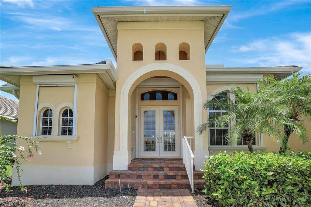 Marco Island, FL 34145,628 Hernando DR