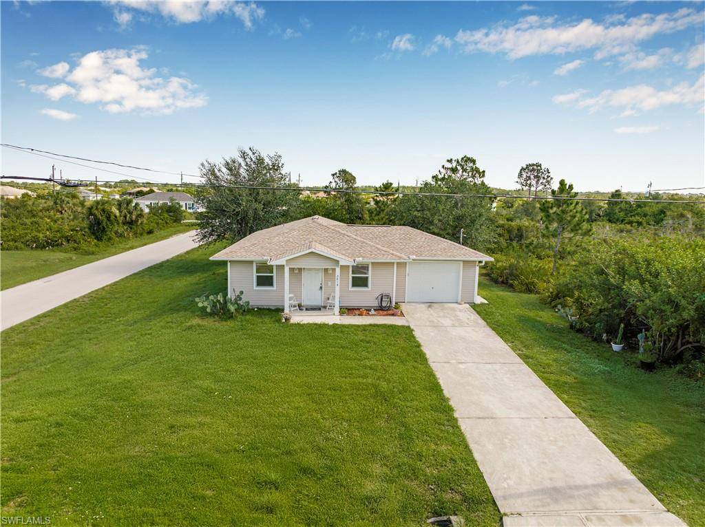 Lehigh Acres, FL 33971,2818 66th ST W