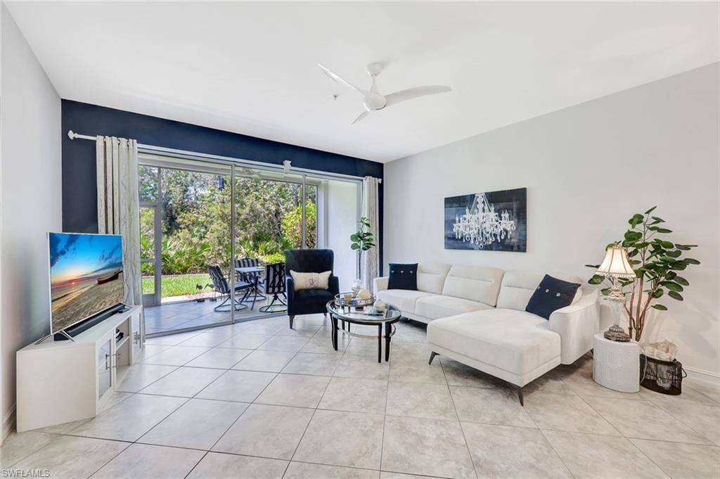 Naples, FL 34110,1045 Tarpon Cove DR #102