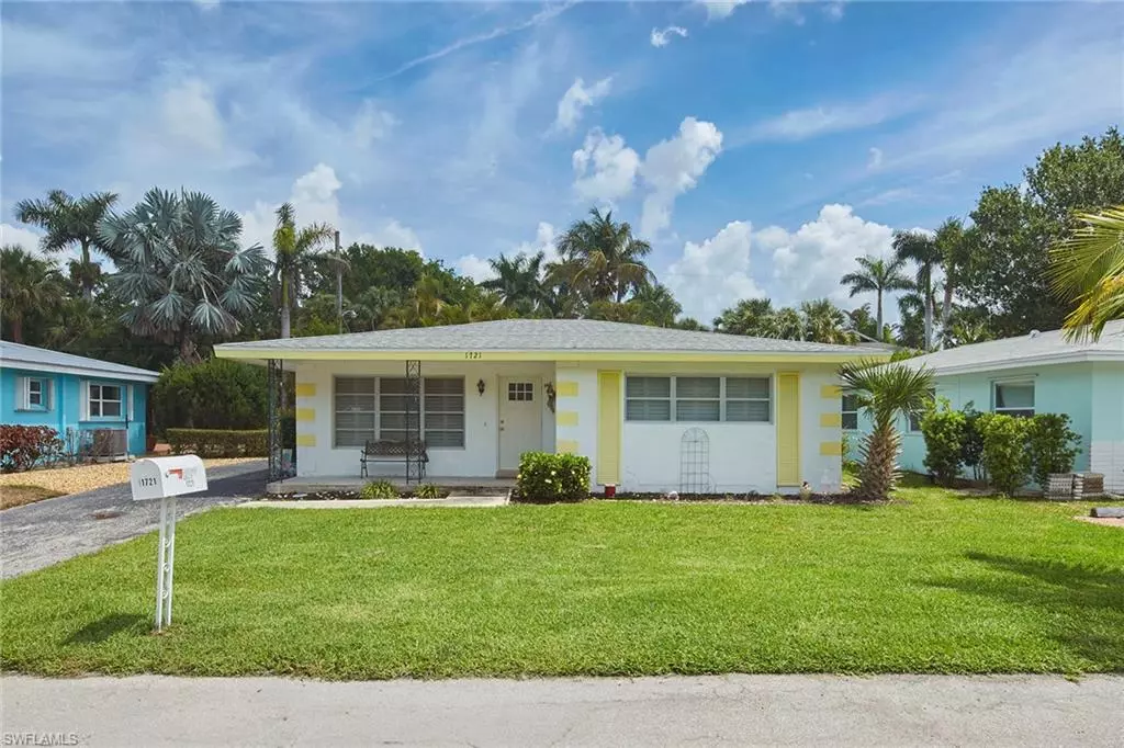 Naples, FL 34112,1721 Smugglers CV
