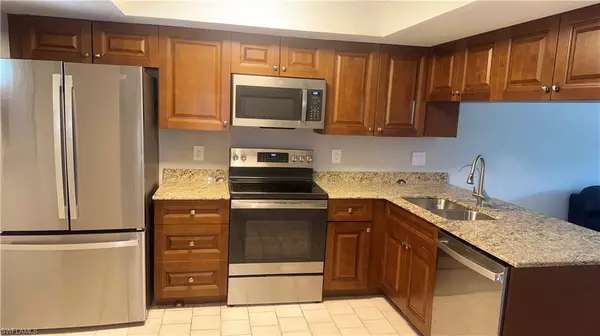 Lehigh Acres, FL 33936,606 Gerald AVE #115