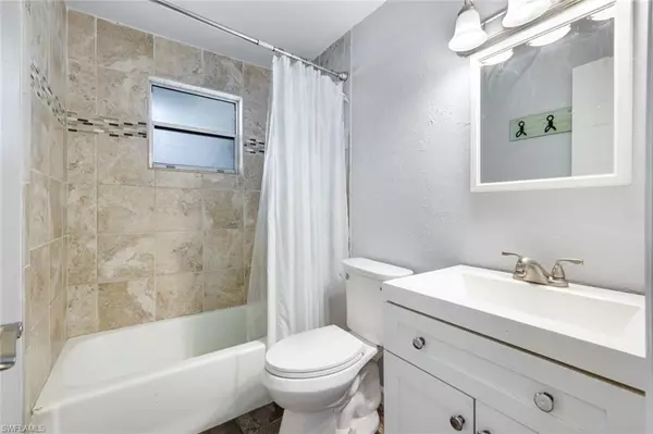 North Fort Myers, FL 33917,108 Powell Creek CIR