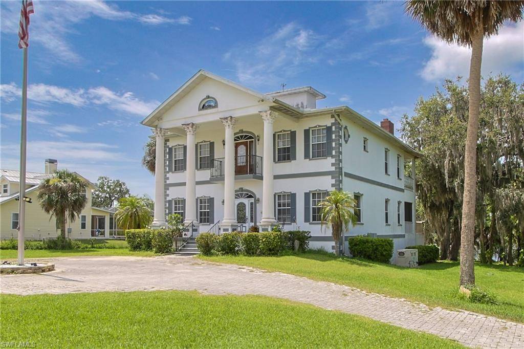 Alva, FL 33920,21810 Pearl ST