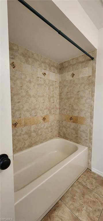 Cape Coral, FL 33914,3417 SW Santa Barbara PL #108