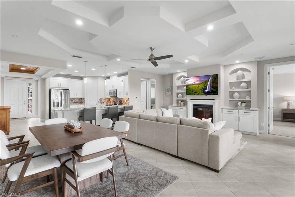 8761 Bellano CT #102, Naples, FL 34119