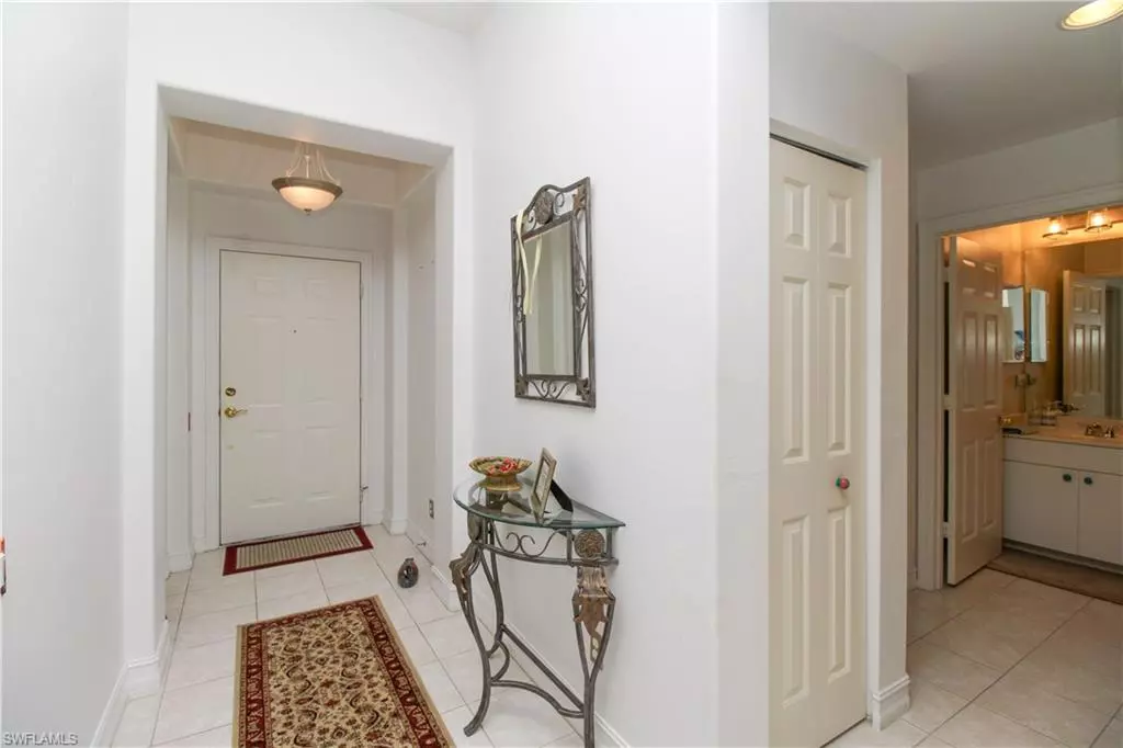 Naples, FL 34110,1045 Tarpon Cove DR #202