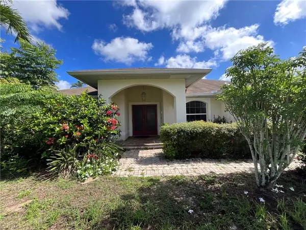 Cape Coral, FL 33990,2117 SE 9th TER