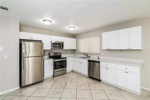 North Port, FL 34287,5142 Escalante DR