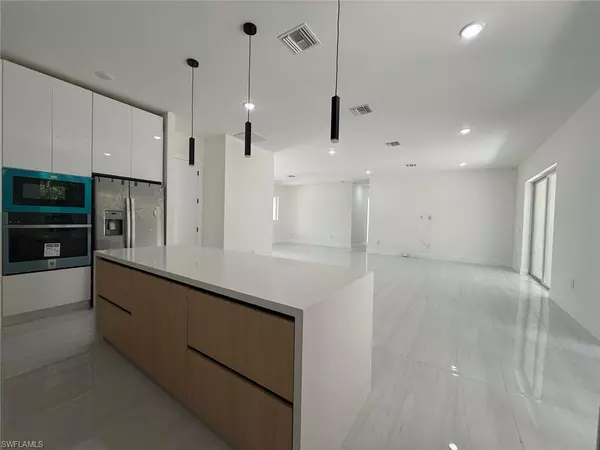 Cape Coral, FL 33993,1549 NW 26th PL