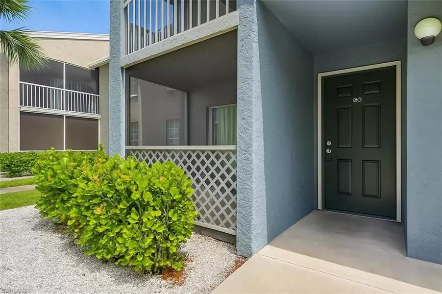 194 Santa Clara DR #12, Naples, FL 34104