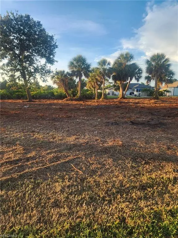 Port Charlotte, FL 33981,12014 Van Gough AVE