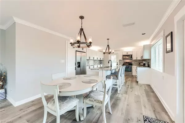 Sanibel, FL 33957,9455 Beverly LN