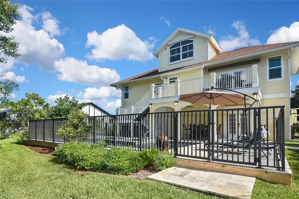Fort Myers, FL 33908,7233 Hendry Creek DR