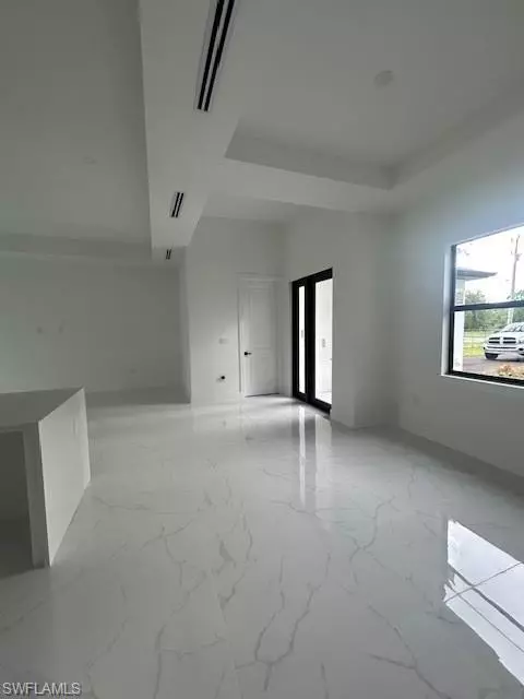 Naples, FL 34120,4682 40th ST NE