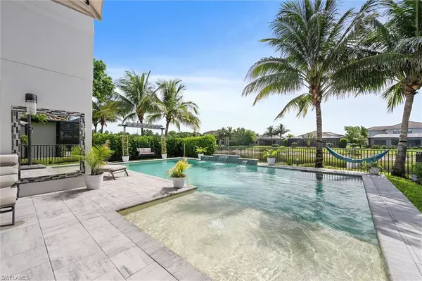Naples, FL 34119,4692 Kensington CIR