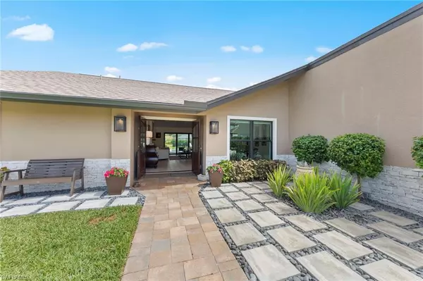 Bonita Springs, FL 34135,9938 Ortega LN