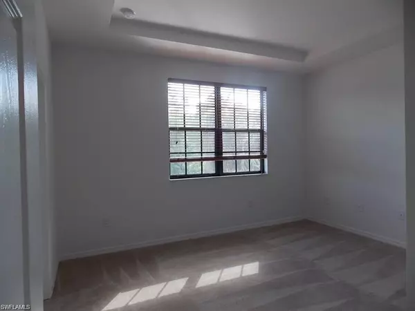 Naples, FL 34120,7376 Bristol CIR