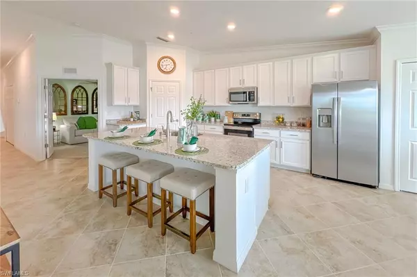 Punta Gorda, FL 33955,14040 Heritage Landing BLVD #124