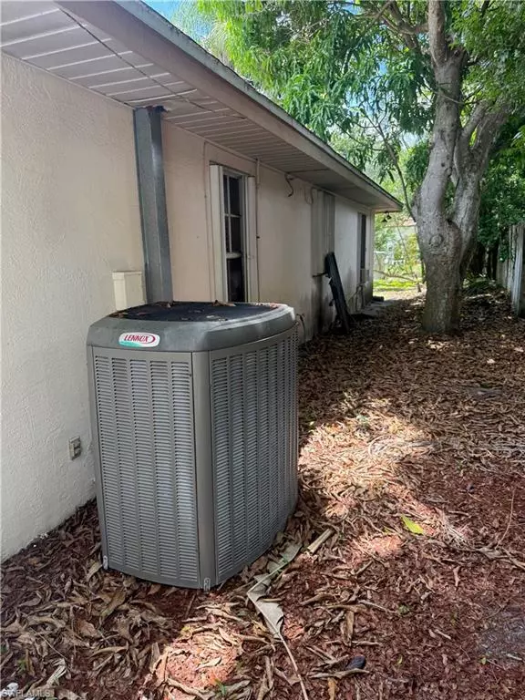 Naples, FL 34109,9973 Boca AVE N