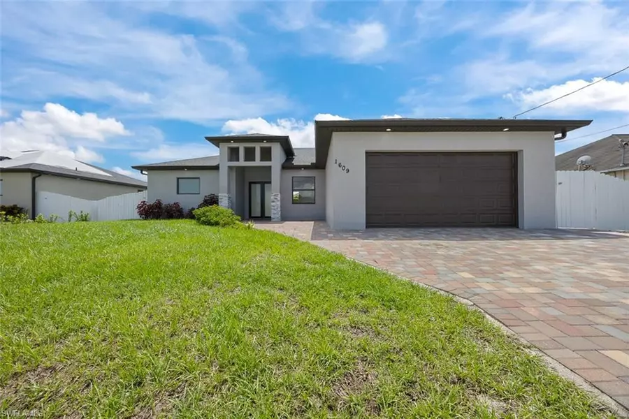 1609 Nelson RD N, Cape Coral, FL 33993