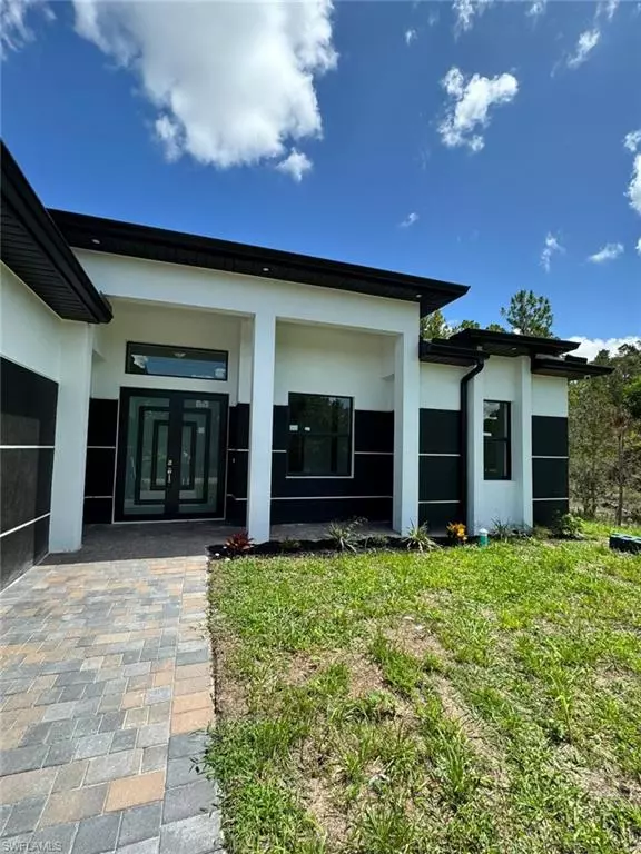 Lehigh Acres, FL 33974,1231 Racoon ST E