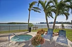 Fort Myers Beach, FL 33931,400 E Lenell #110