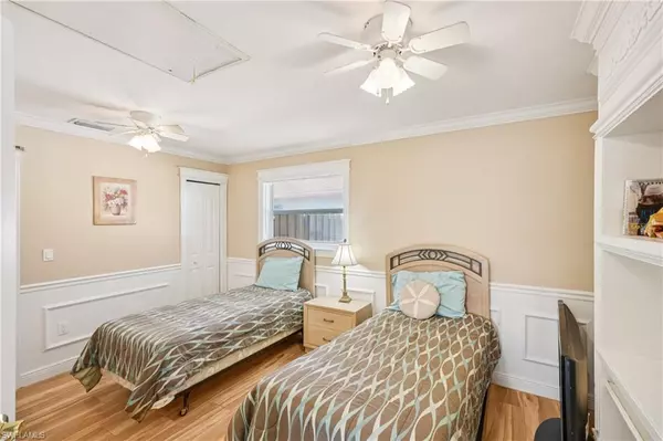 Naples, FL 34108,770 93rd AVE N
