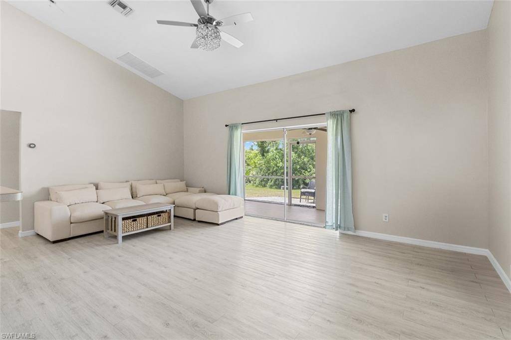 Lehigh Acres, FL 33971,2811 44th ST W