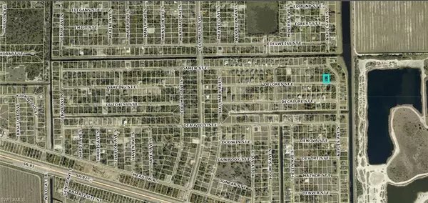 Lehigh Acres, FL 33974,1253 Delores ST E