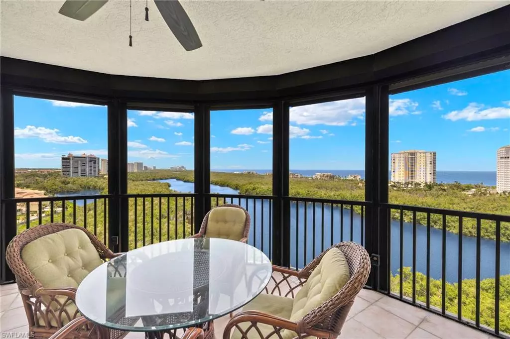 Naples, FL 34108,8990 Bay Colony DR #1002