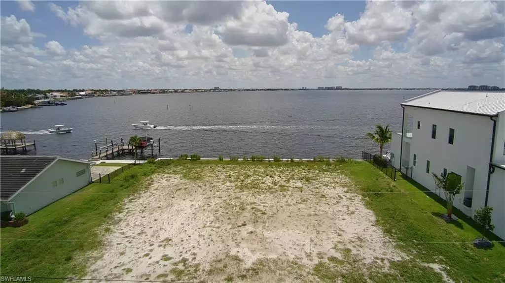 5827 SW 1st AVE, Cape Coral, FL 33914