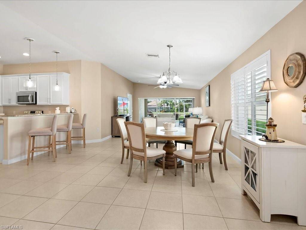 Naples, FL 34114,8672 Genova CT